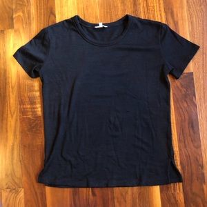 Aritzia “Wilfred Free” black t-shirt